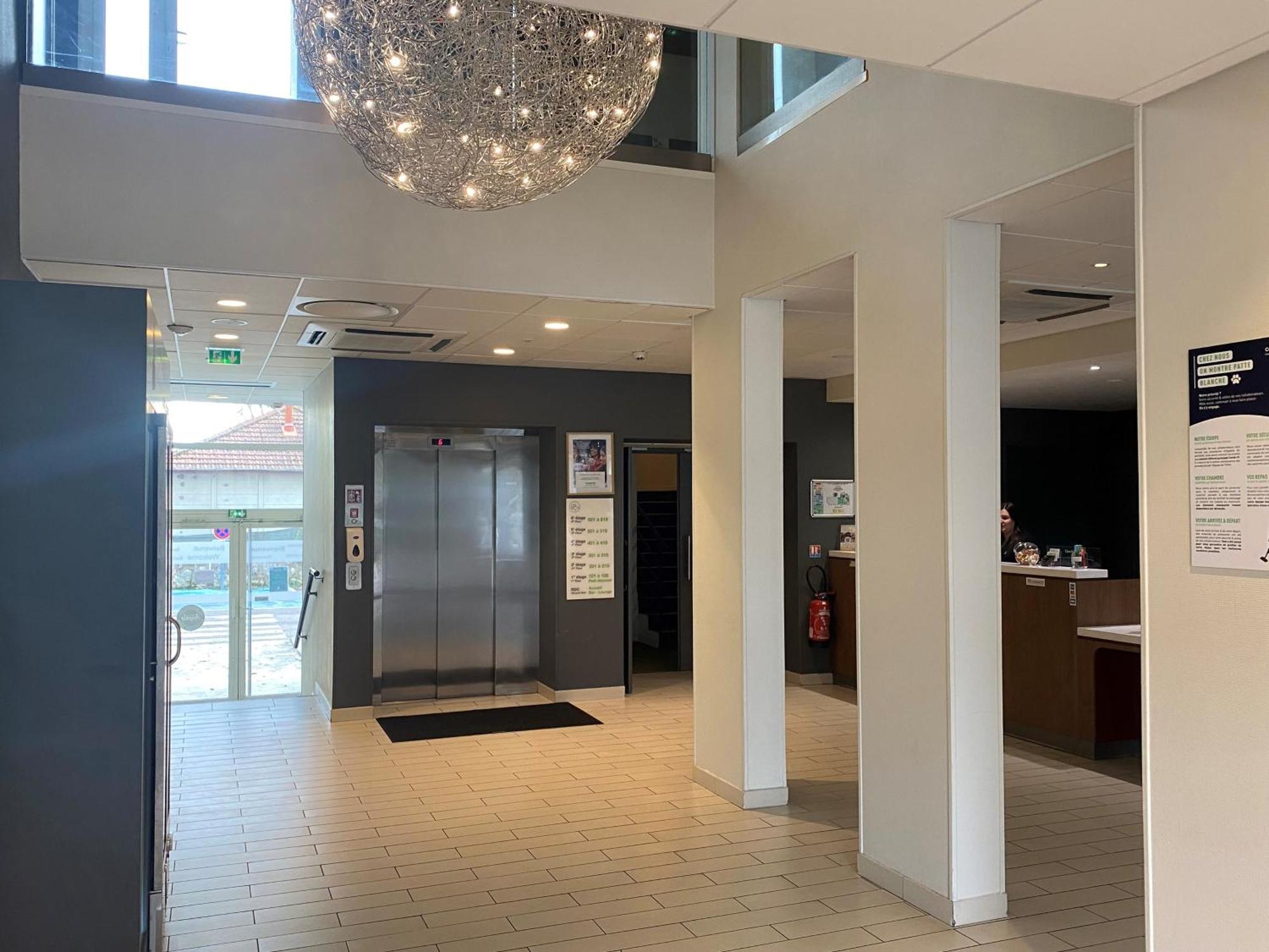 Campanile Dijon Congres Clemenceau Ξενοδοχείο Εξωτερικό φωτογραφία